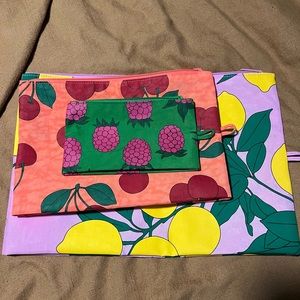 Baggu pouch set